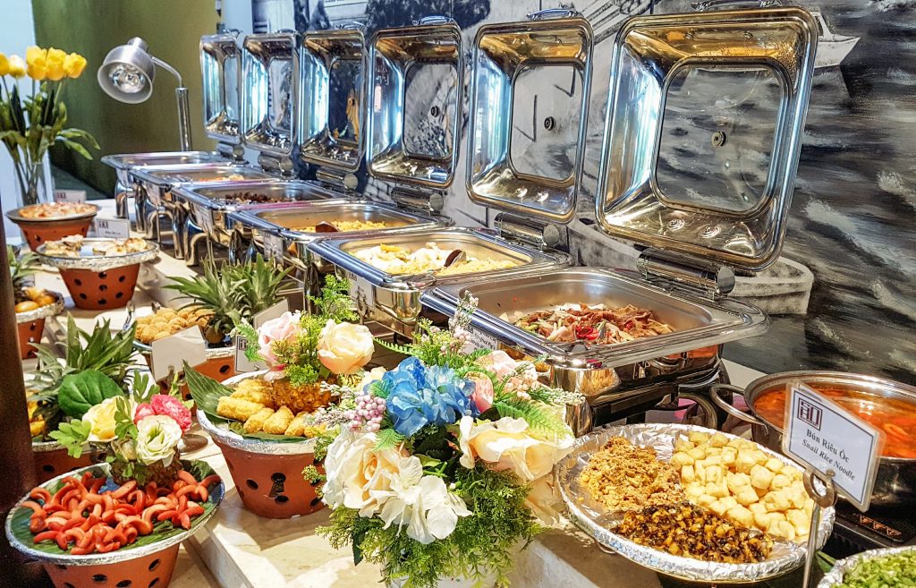 Các thiết bị cơ bản trong một buổi tiệc buffet