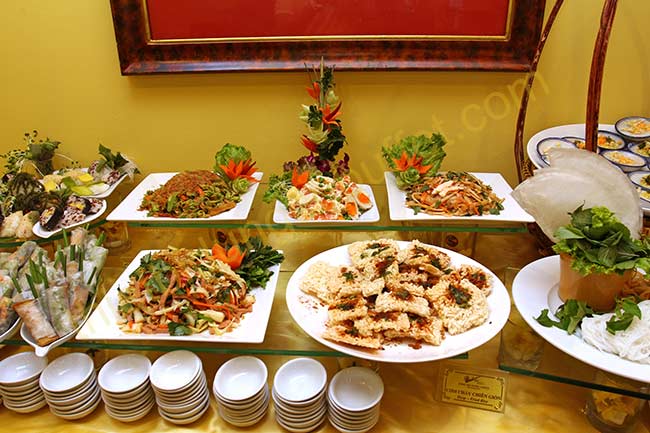 Lựa chọn thực đơn tiệc buffet sao cho hợp lí
