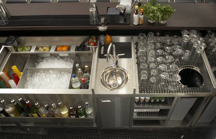 bàn lạnh quầy bar