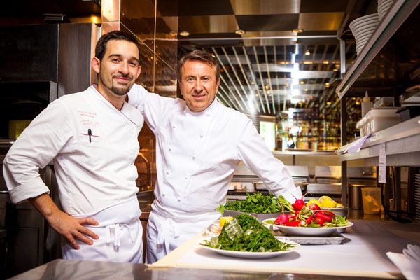 công việc bếp phó nhà hàng