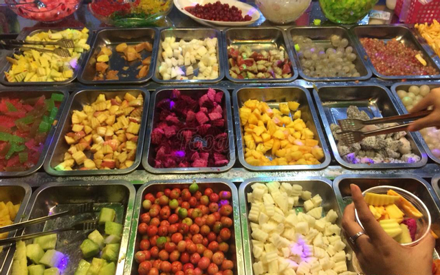 Trưng bày buffet trái cây
