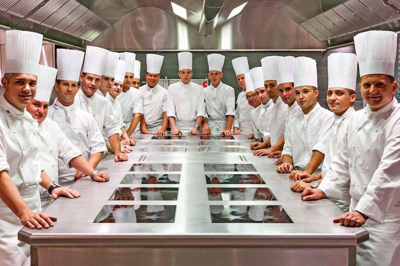 điều hành bếp nhà hàng