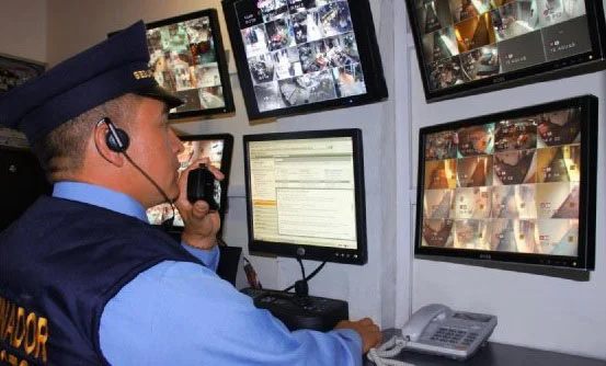 giám sát camera an ninh trong khách sạn