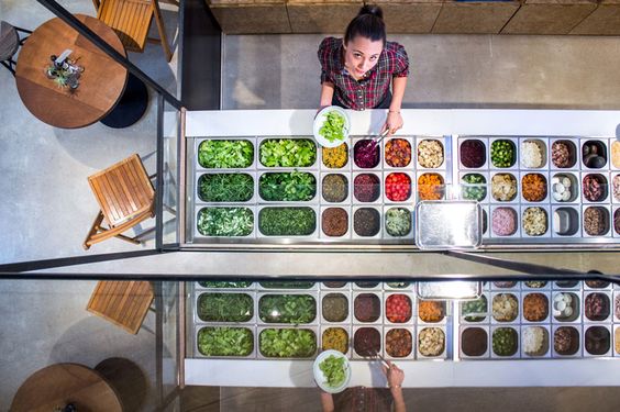 Quầy topping với nhiều kích cỡ khay