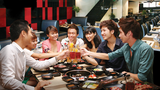 quán ăn họp mặt gia đình và bạn bè đồng nghiệp quán ăn họp mặt gia đình và bạn bè đồng nghiệp