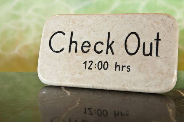 thời gian check out khách sạn