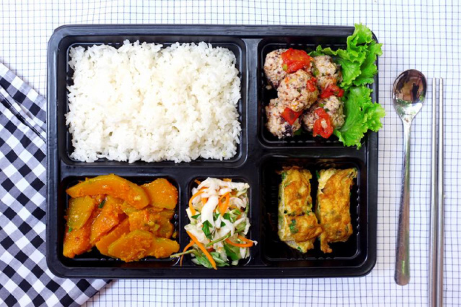 Thực đơn cơm trưa văn phòng tiện lợi Thực đơn cơm trưa văn phòng tiện lợi