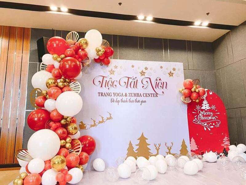 Hướng dẫn trang trí tiệc tất niên công ty đẹp, thu hút